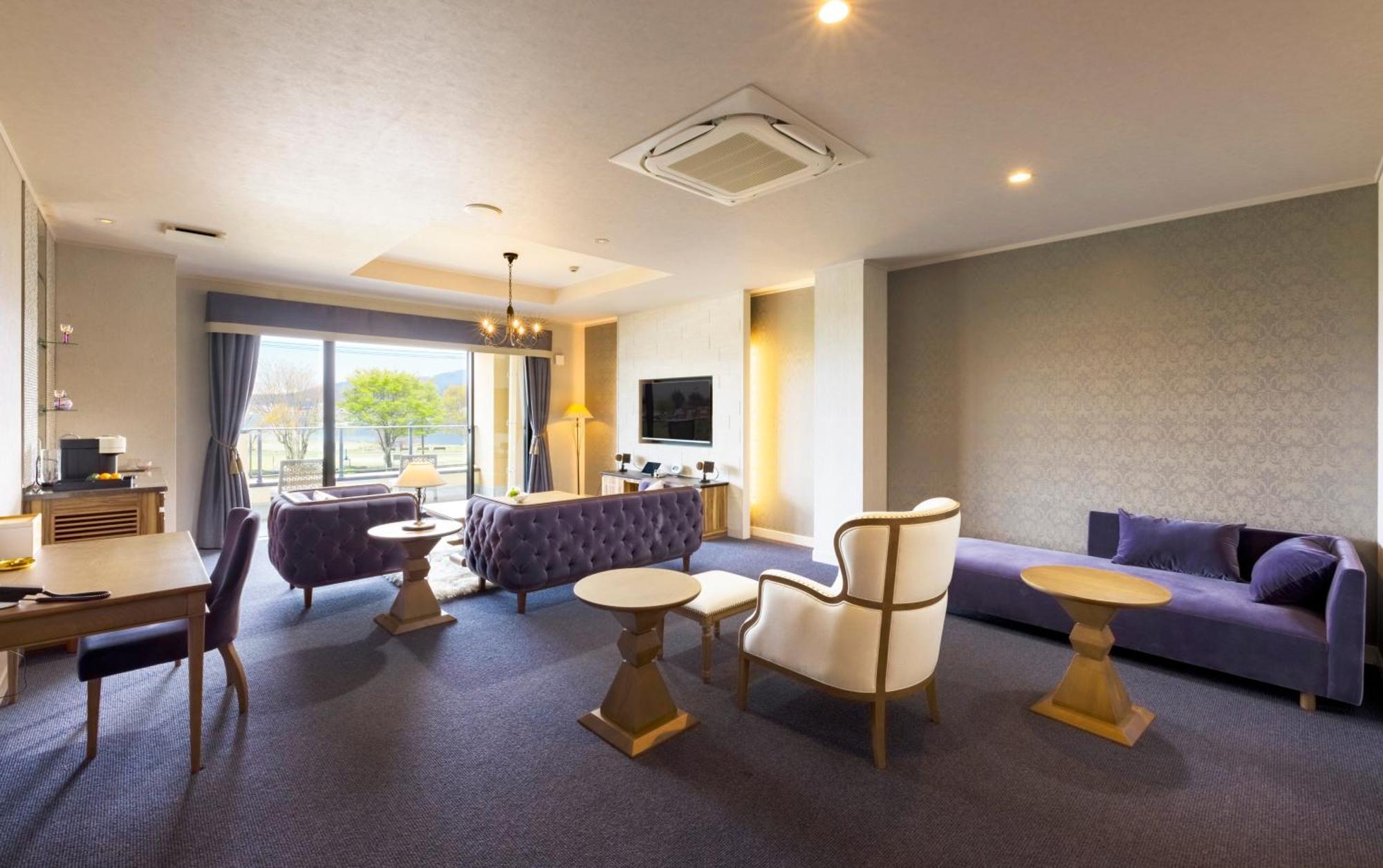 Katakura Silk Hotel Сува Екстериор снимка