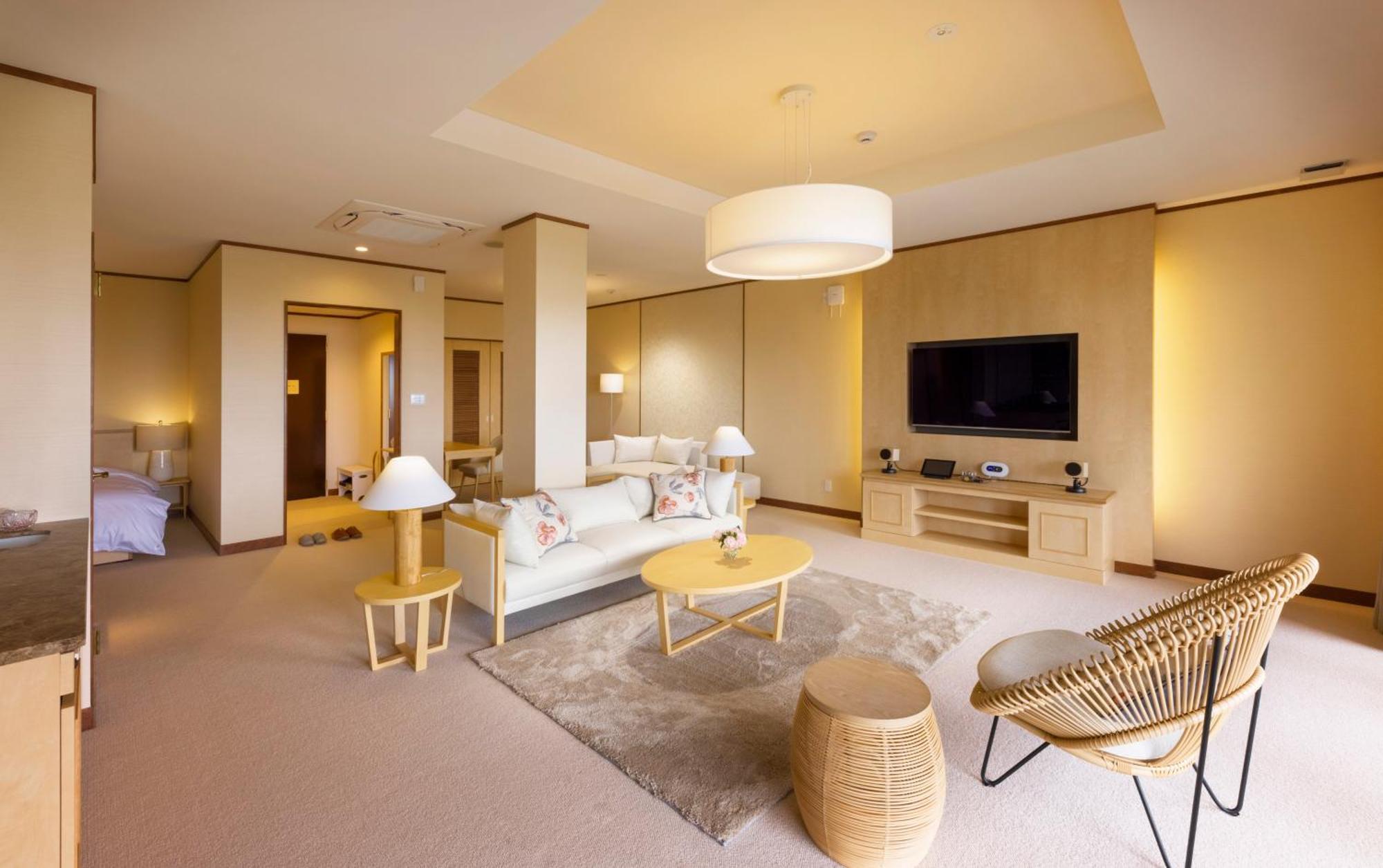 Katakura Silk Hotel Сува Екстериор снимка
