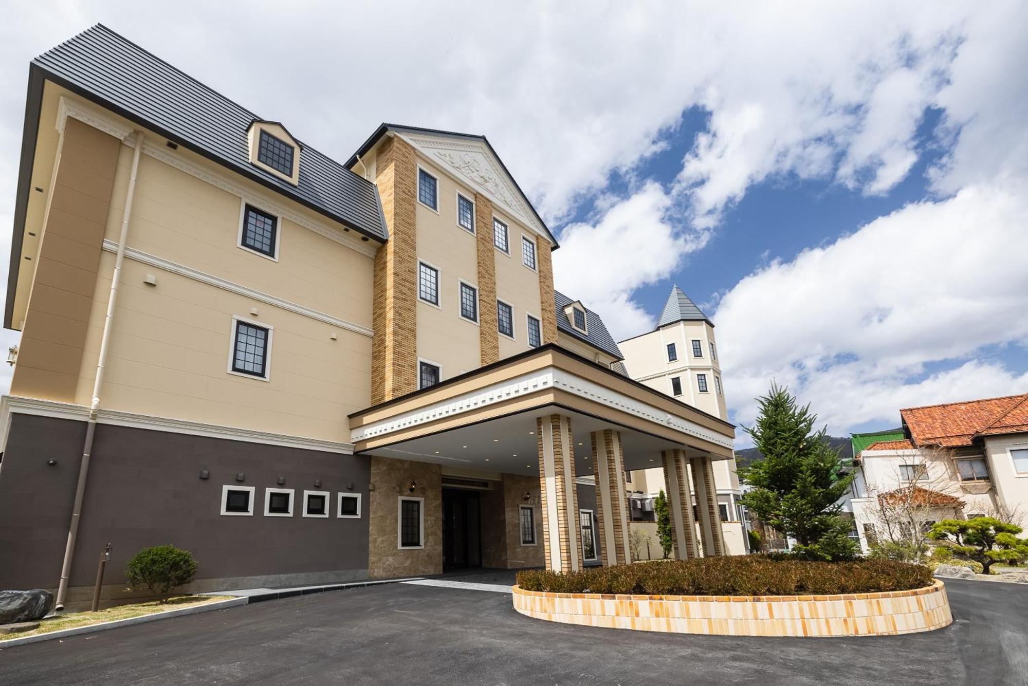 Katakura Silk Hotel Сува Екстериор снимка